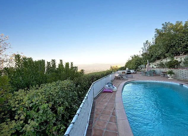 Salah satu sudut rumah Robbie Williams @dailymail.co.uk