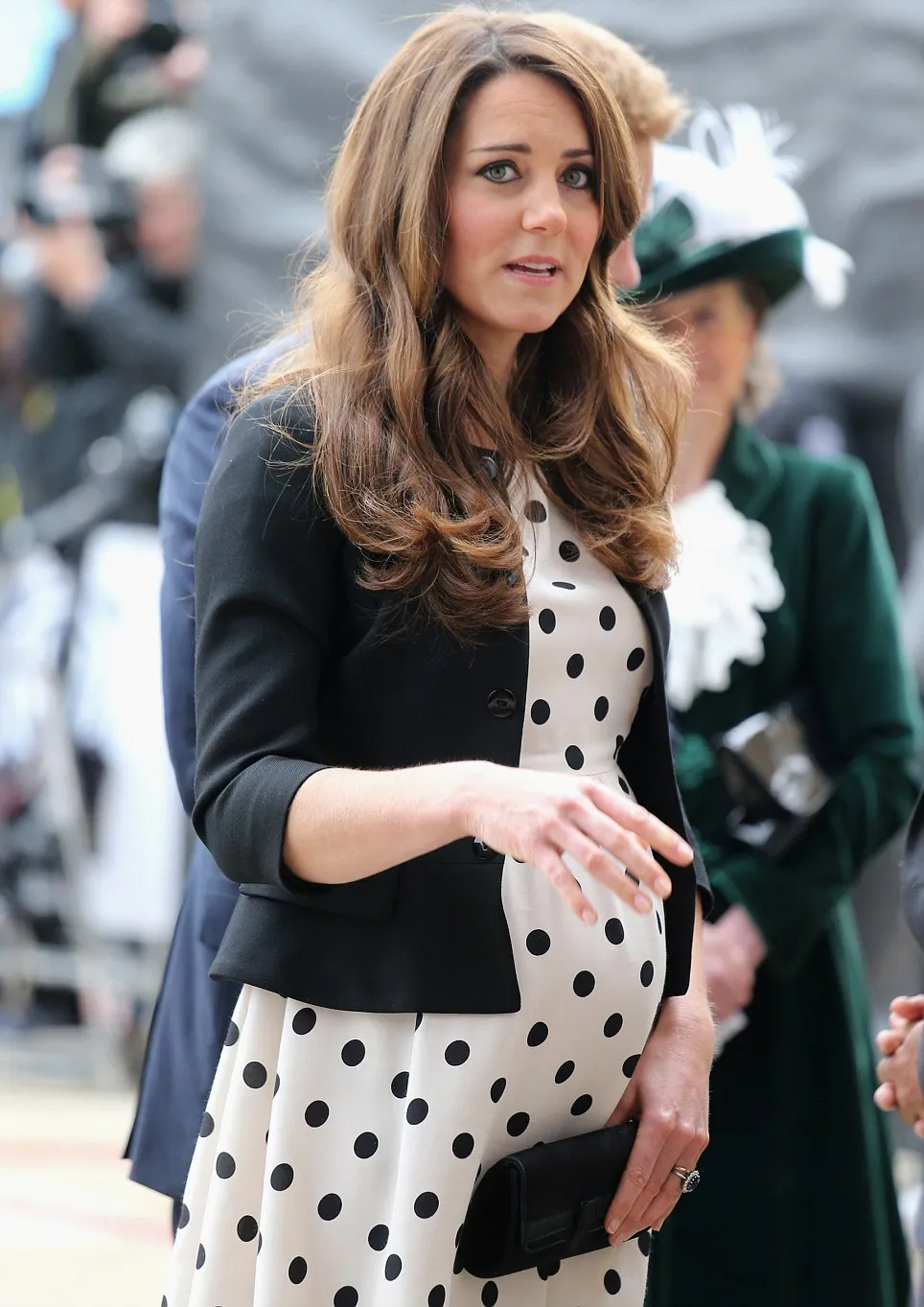 Kate Middleton diperkirakan melahirkan Juli 2013. @dailymail.co.uk