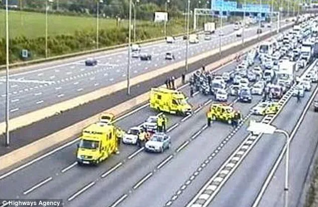 Kejadian kecelakan George Michael. @cctvhighwaysagency