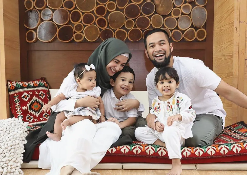 Shireen Sungkar dan keluarga credit: instagram.com/shireensungkar