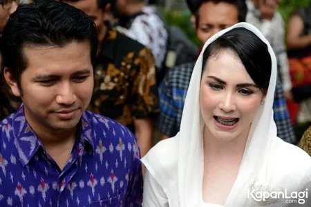 Emil Dardak dan Arumi Bachsin © KapanLagi.com®/Bayu Herdianto