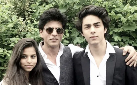 Aryan seganteng ayahnya kan? ©twitter/iamsrk