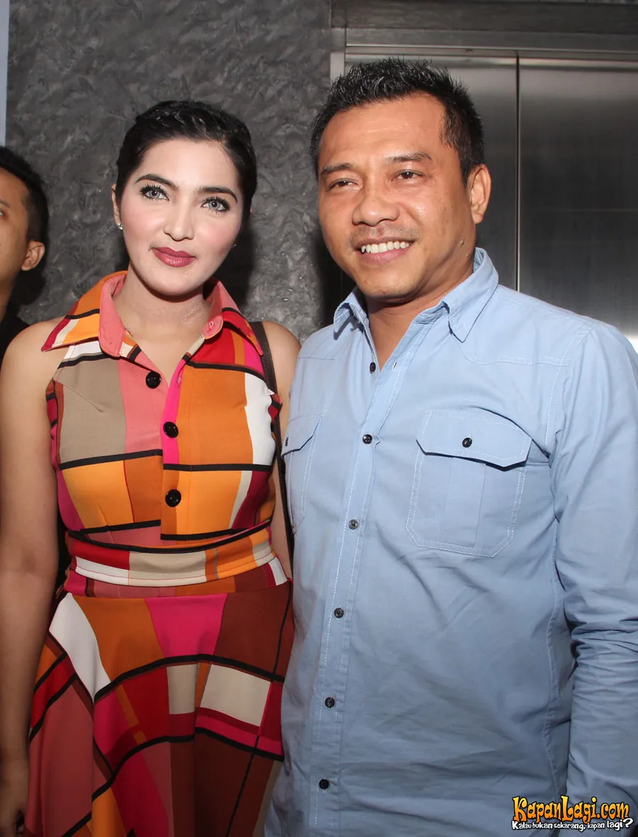 Ashanty ke Amerika bersama Anang