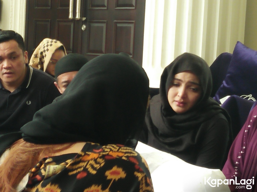Mayangsari beri dukungan kepada Ashanty dan memintanya untuk ikhlas/©KapanLagi.com®