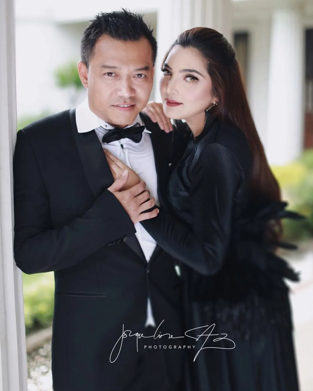 Potret kemesraan Ashanty dengan sang suami yakni Anang Hermansyah. Credit: via instagram.com/ashanty_ash