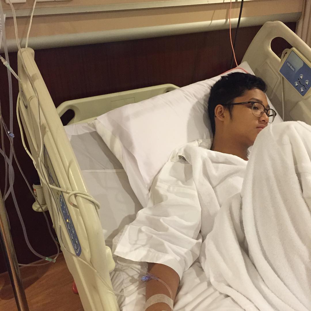 Setelah Azriel Terbaring Lemah Di Kamar RS Anang Ikutan Sakit