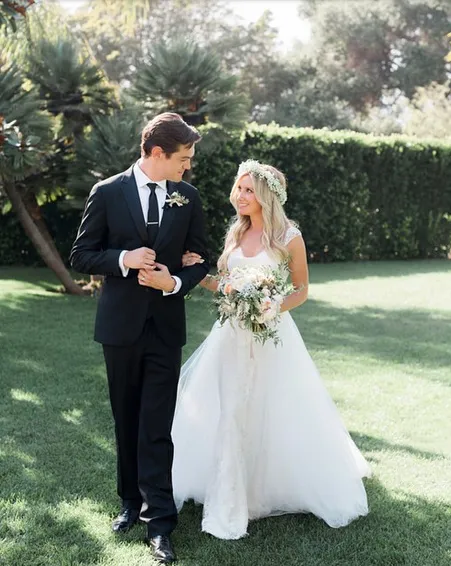 Christopher dan Ashley @ Instagram/Ashley Tisdale