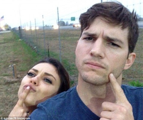 Mila Kunis dan Ashton Kutcher @ instagram.com/kutcher78