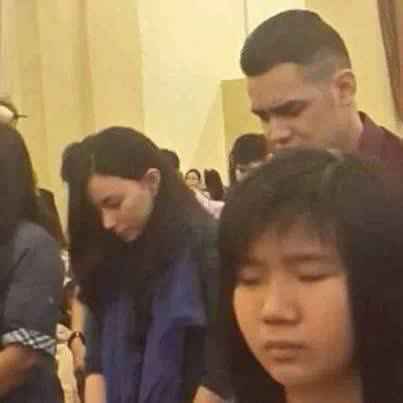 Asmirandah benarkan foto berdoa di Gereja merdeka com