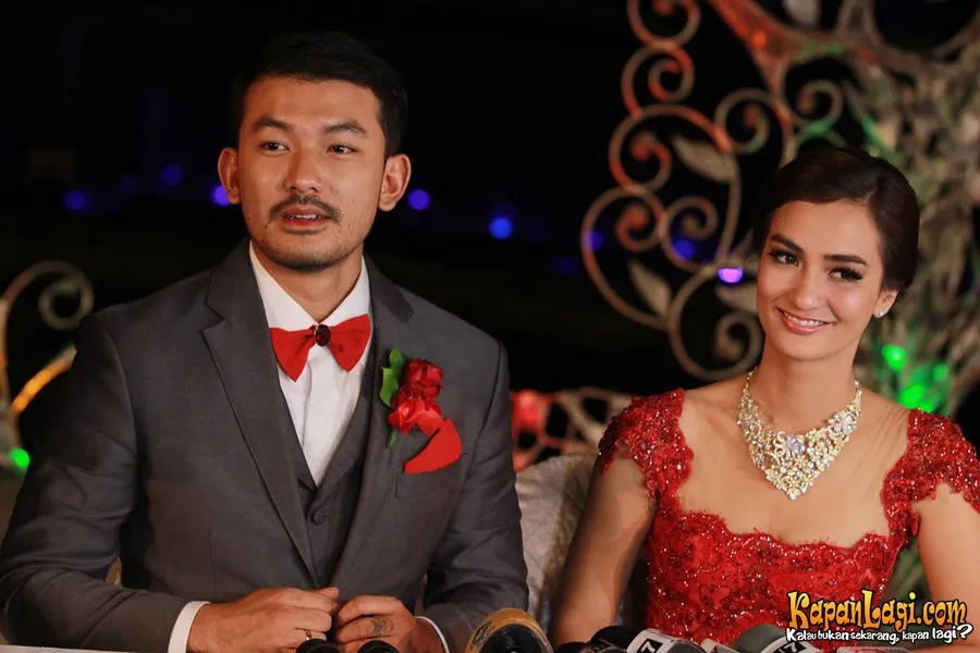 Atiqah dan Rio Dewanto nggak ngoyo soal momongan.