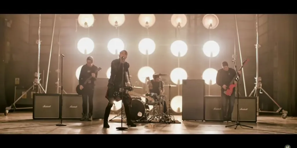 All Time Low - Kids in the Dark