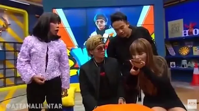 Saat ayah Dinar Candy dapat prank (credit: Atta Halilintar YouTube channel)
