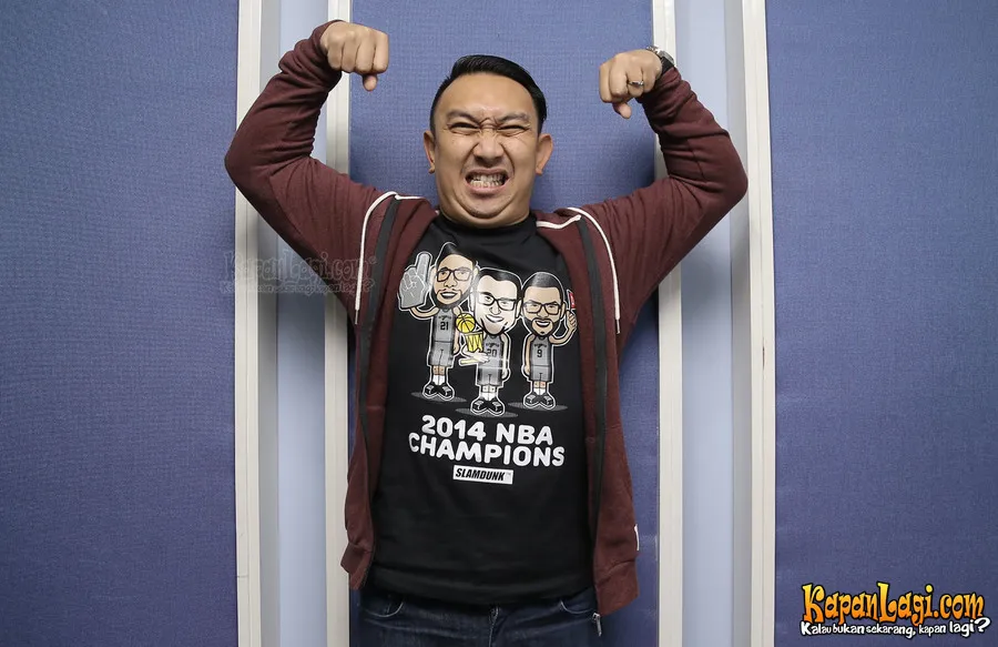 Augie Fantinus tetap saja bandel main basket meski sudah dilarang © KapanLagi.com®/Agus Apriyanto