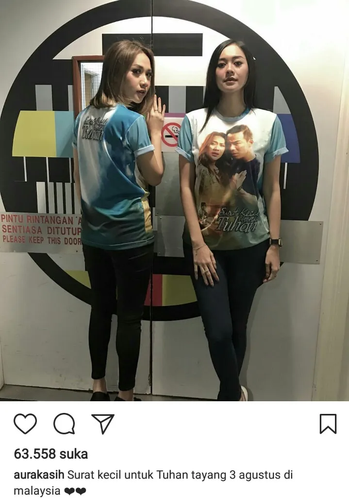 Aura Kasih dan Bunga Citra Lestari kunjungi Malaysia guna mempromosikan film 'SURAT KECIL UNTUK TUHAN' © instagram.com/aurakasih