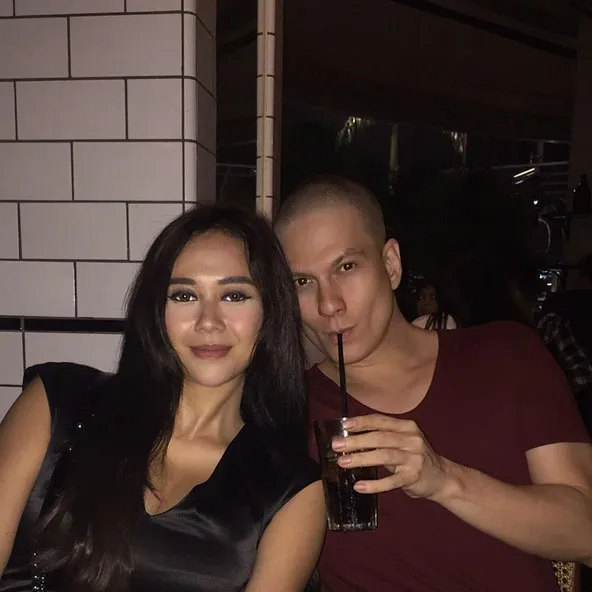 Aura Kasih unggah fotonya bareng Bertrand Antolin © Instagram.com/aurakasih