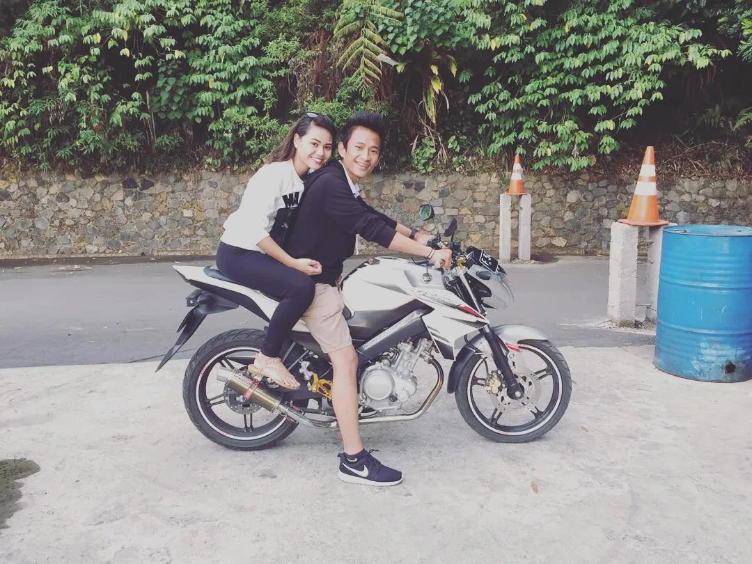 Inilah potret Aurel dan pacar barunya © instagram.com/radhannuralam