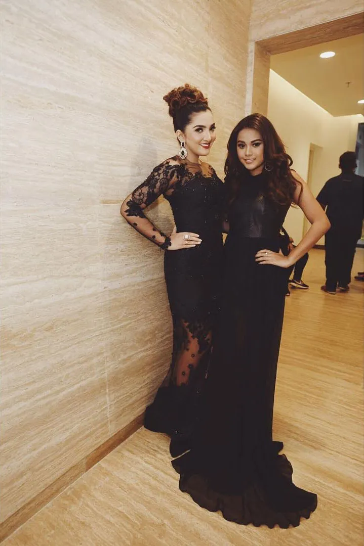 Aurel yang tampil cantik dewasa bersanding dengan Ashanty. ©Instagram/aurelie.hermansyah