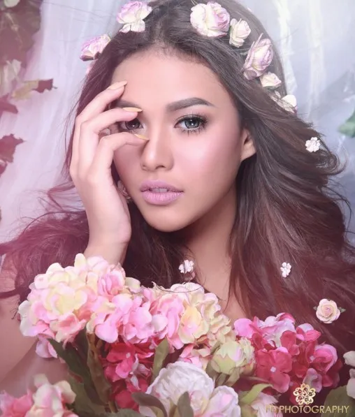 Aurel secantik peri © instagram.com/aurelie.hermansyah