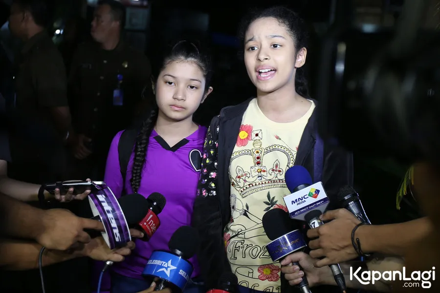 Putri Yana Zein terlihat begitu dewasa dalam menyikapi masalah berat yang melanda keluarga mereka. ŠKapanLagi.com/Budy Santoso