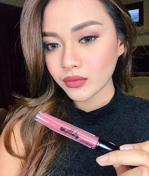 Masih belia, Aurel Hermansyah sudah sukses dengan bisnis kosmetik miliknya. /©instagram.com/aurelie.hermansyah