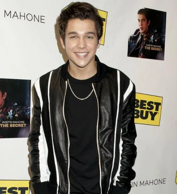 Austin Mahone @ istimewa