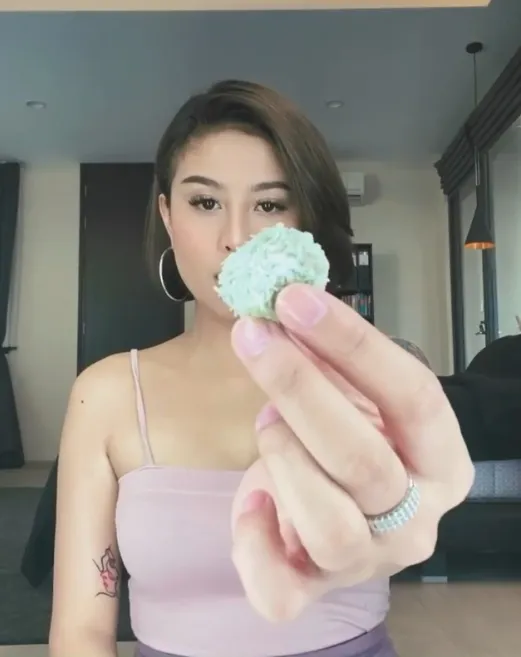 Awkarin / Credit: Instagram - awkarin