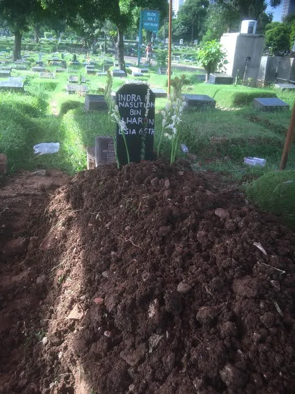 Dea Annisa tak sempat bertemu dengan sang ayah untuk terakhir kalinya. ©KapanLagi.com/Abbas Aditya
