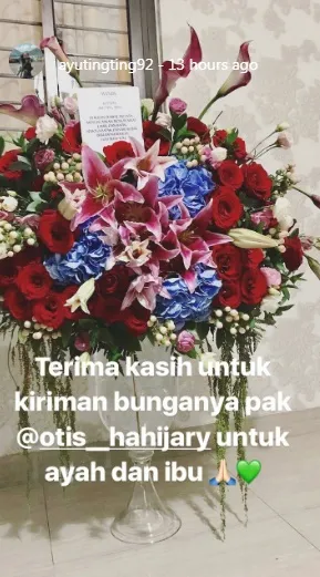 Otis kirimkan bunga buat Ayu ©instagram/ayutingting92