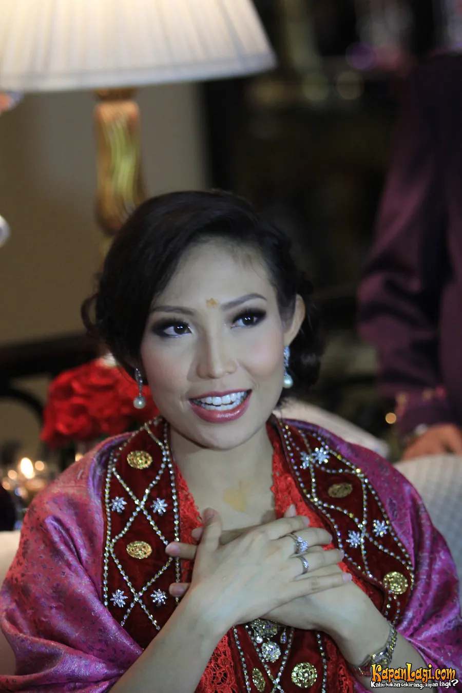 Memasuki bulan ke-8 kehamilan, sebentar lagi Ayu Dewi bakal melahirkan.