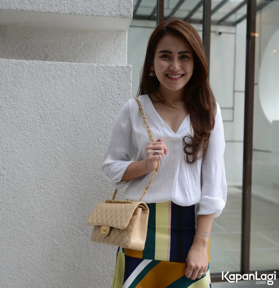 Ayu Ting Ting gerah digosipkan punya hubungan spesial dengan Raffi Ahmad © KapanLagi.com®/Muhammad Akrom Sukarya