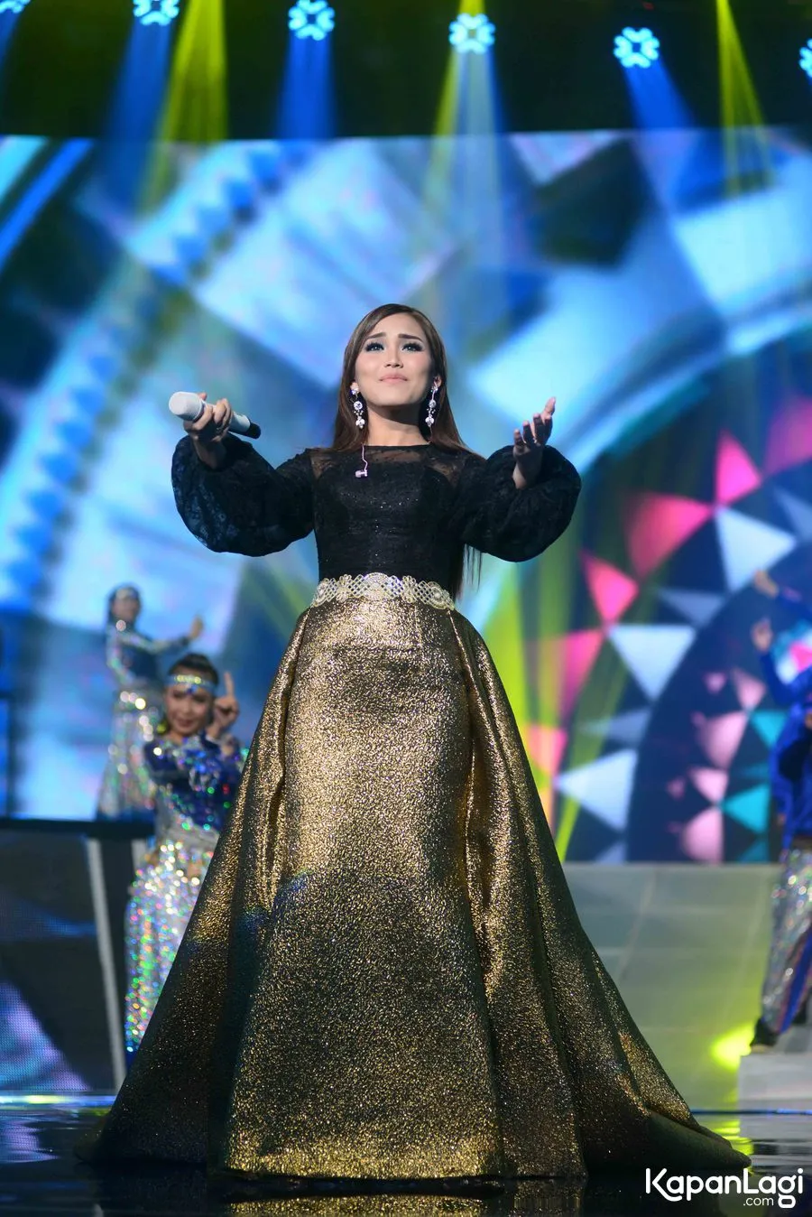 Ayu Ting Ting dinobatkan sebagai Mami paling Wow. ŠKapanLagi.com/Bayu Herdianto