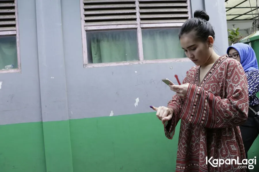 Ayu tak bisa menemui Desti © KapanLagi.com/Agus Apriyanto