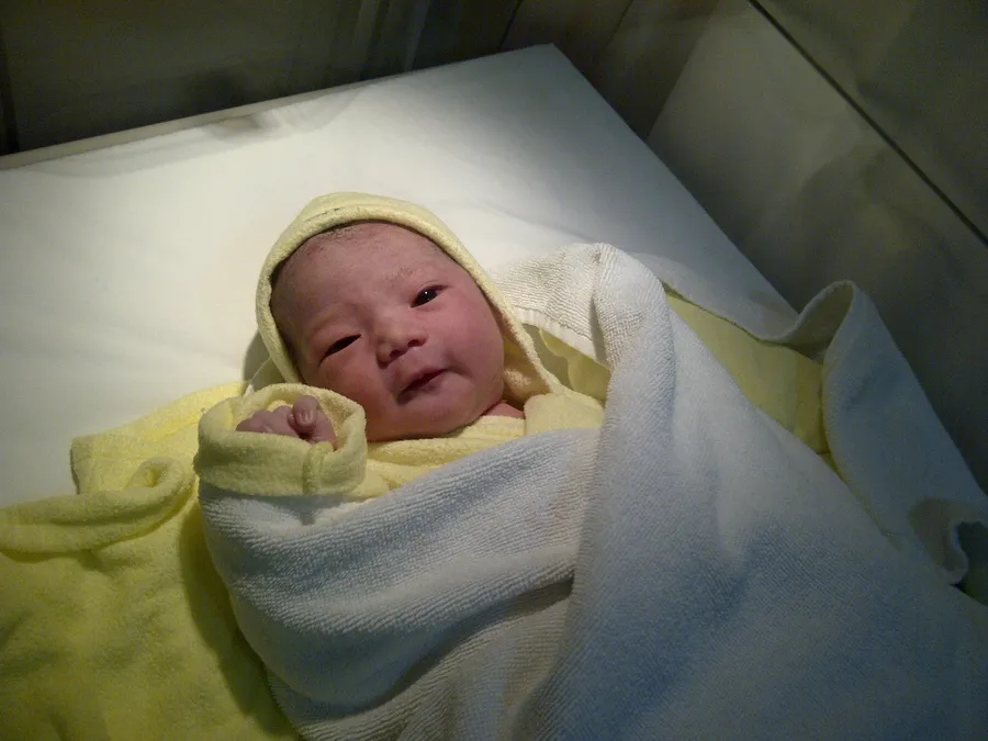 Putri pertama Ayu Dewi dan Reggy Datau. Cantik ya?