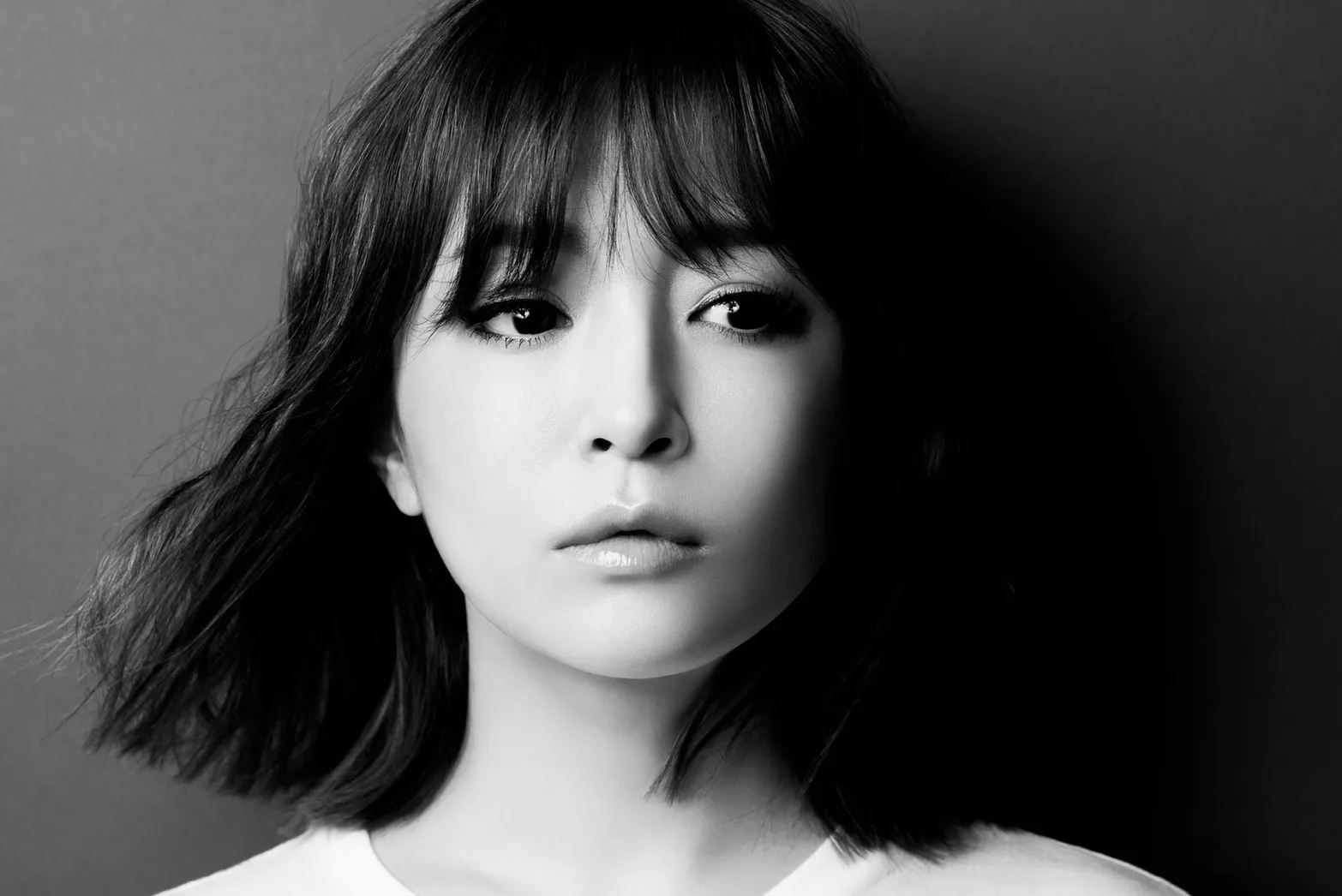 Telinga kanan Ayumi Hamasaki kondisinya semakin memburuk. ©koreaboo.com
