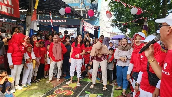 credit: instagram.com @ayutingting92