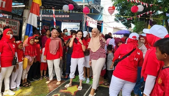 credit: instagram.com @ayutingting92