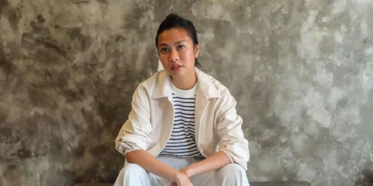 Ayu Widy - TERUS BERSAMA