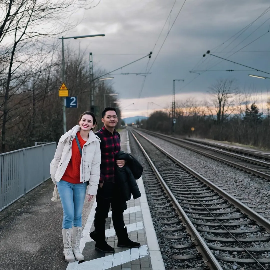 Azriel Hermansyah & Sarah Menzel - instagram.com/azriel_hermansyah