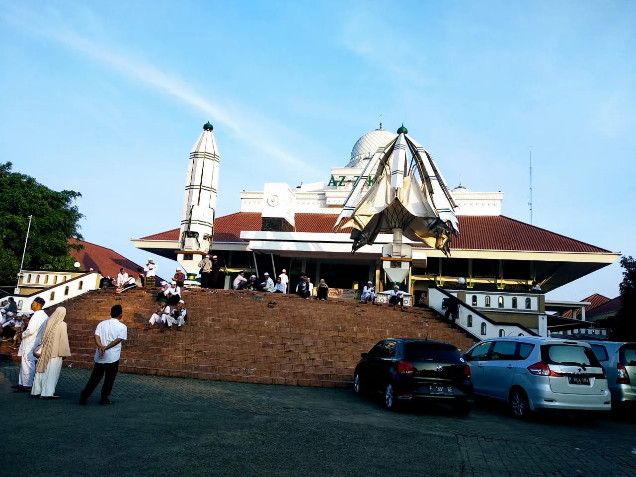 Masjid Az Zikra © KapanLagi.com®/Budy Santoso