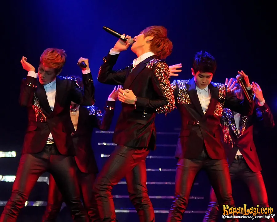 B2ST ketika menghibur publik Indonesia pada Maret 2012 silam ©KapanLagi.com®