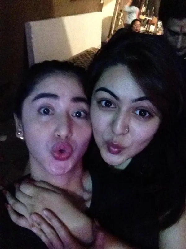 Shafaq Naaz ikut Depe jadi gokil. @twitter.com/dewiperssik12