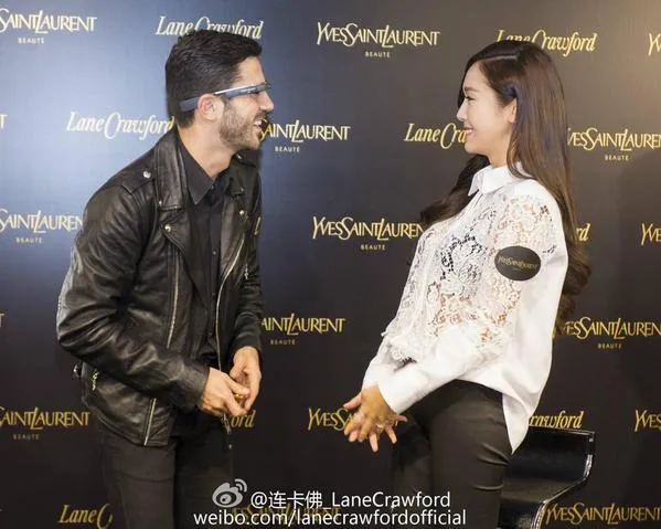 Jessica ketika menghadiri event di Hong Kong © weibo.com/lanecrawfrordofficial