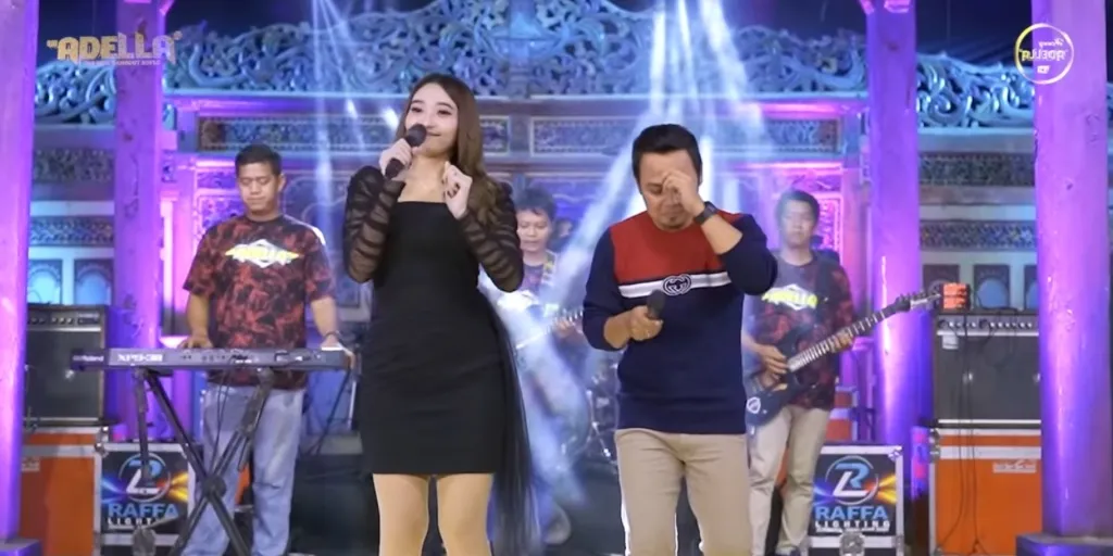 Difarina Indra Adella - 1 atau 2 (feat. Fendik Adella)