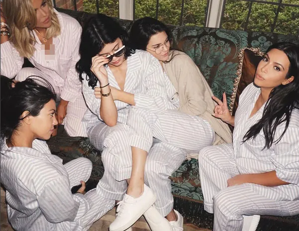 Khloe Kardashian hadir di acara baby shower © Instagram/kendalljenner