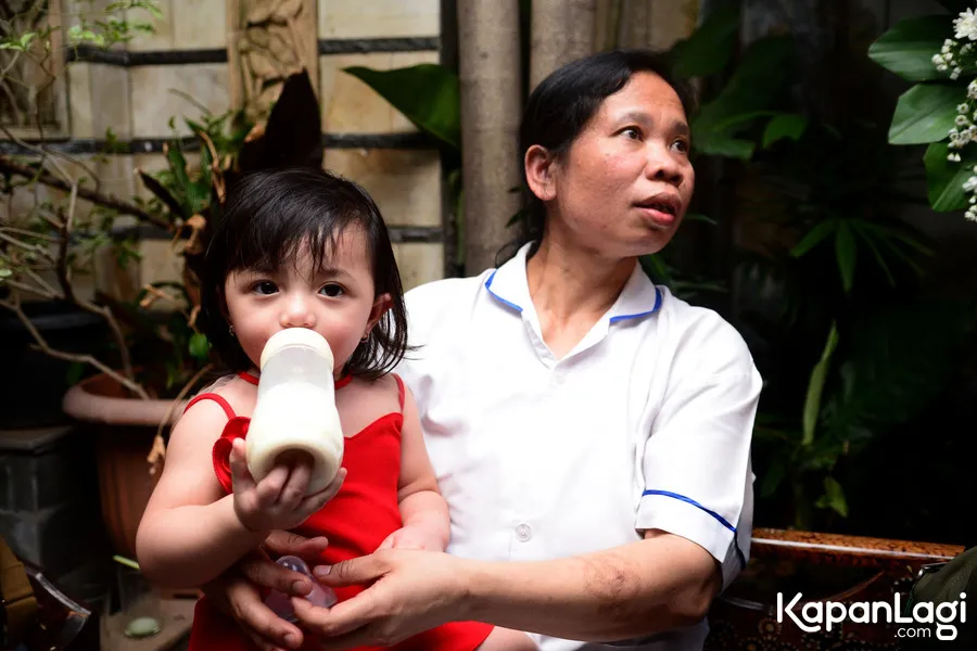 Dapat tawaran kerja di rumah Anang, Suarsih tak langsung menerima/©KapanLagi.com®/Bayu Herdianto