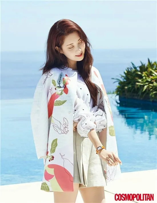 Penampilan Seohyun SNSD terlihat begitu girly dan stylish. / © via allkpop.com