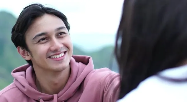 Helmi bersaa Sisca (credit: SinemArt)