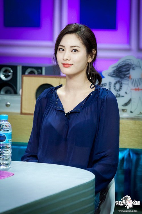 Nana After School dalam dress transparan. © MBC