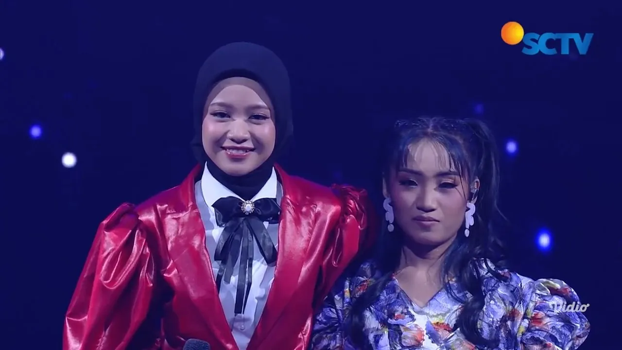 Elsa (Mamasa) dan Silvia (Bandung) berada di zona merah. Para Judges memutuskan untuk menyelamatkan Silvia (Bandung). source: SCTV