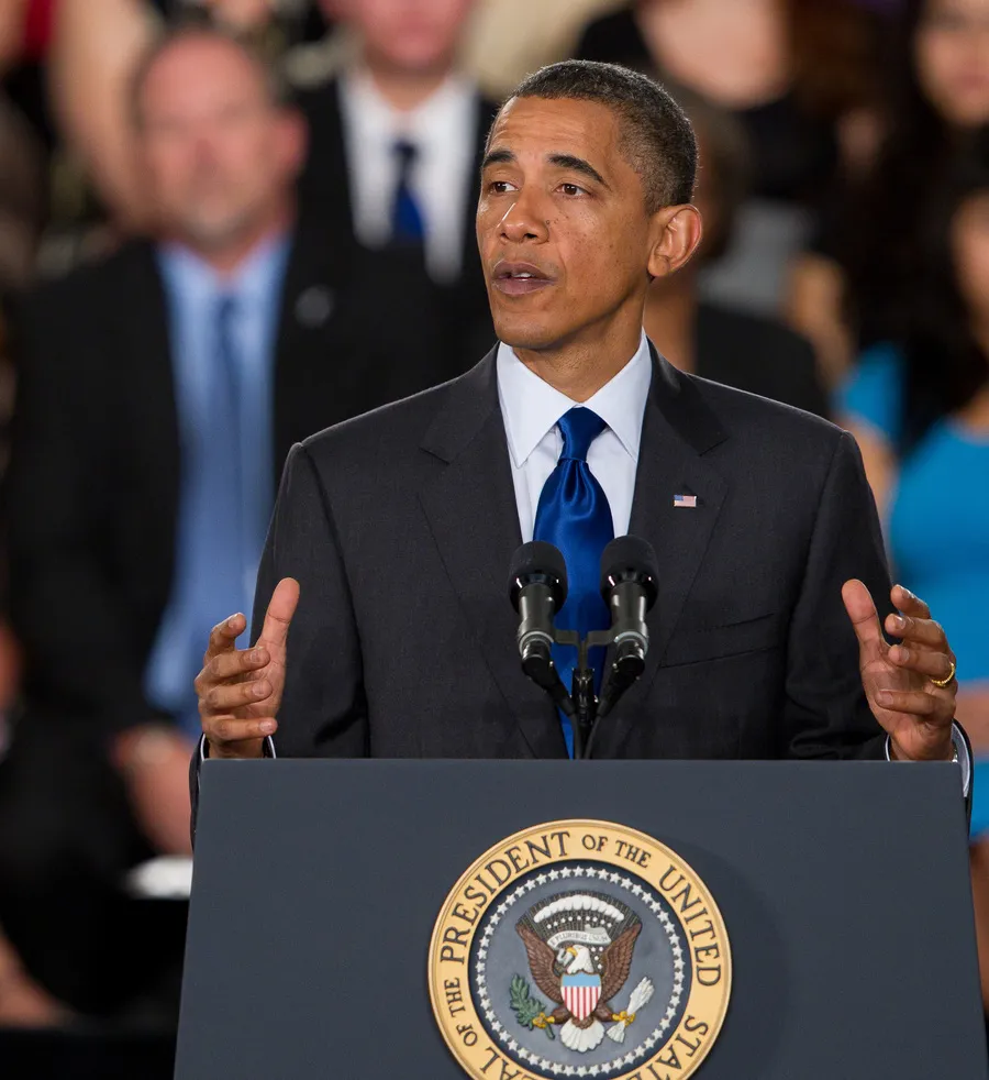 Obama bakal memperkenalkan serial mini seri tentang perang dunia. 